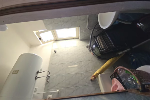 Shtepi ne shitje Apartament ne Durres, 2+1, Mobilimi E mobiluar, Pagesa 95,000  Euro.