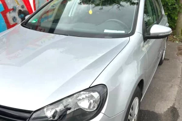 Auto in Vendita a Tirana - 400,000,000 Leke