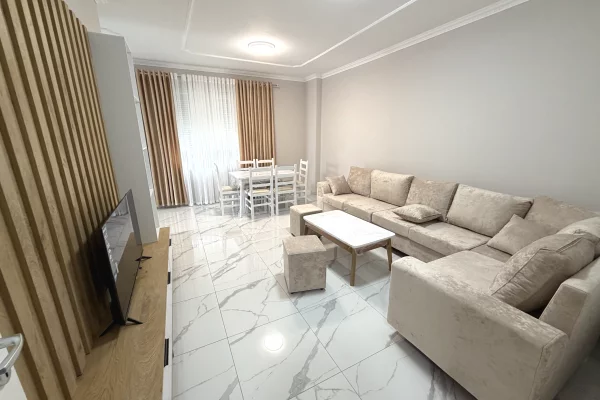 Shtepi me qera Apartament ne Tirane, 1+1, Mobilimi E mobiluar, Pagesa 450  Euro.