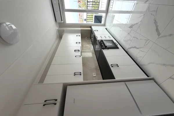 Shtepi me qera Apartament ne Tirane, 1+1, Mobilimi E mobiluar, Pagesa 450  Euro.