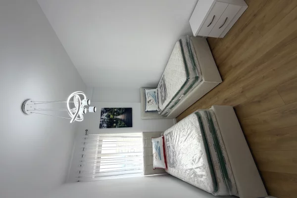 Appartamento in vendita a Tirana 2+1, Arredato