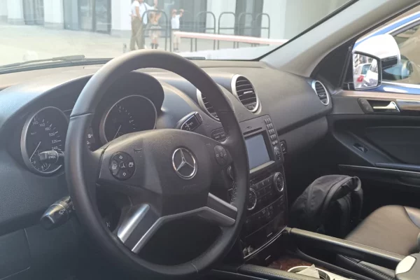Auto in Vendita a Fier, Mercedes-Benz, 2011 Diesel,Kambio Automatik Pagamento 8,500  Euro.