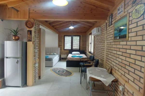 Shtepi me qera Apartament ne Tirane, Garsoniere, Mobilimi E mobiluar, Pagesa 35,000  Leke.