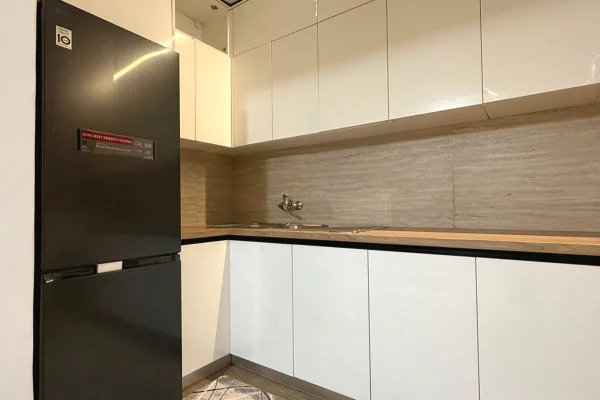 Shtepi me qera Apartament ne Tirane, 2+1, Mobilimi E mobiluar, Pagesa 60,000  Leke.