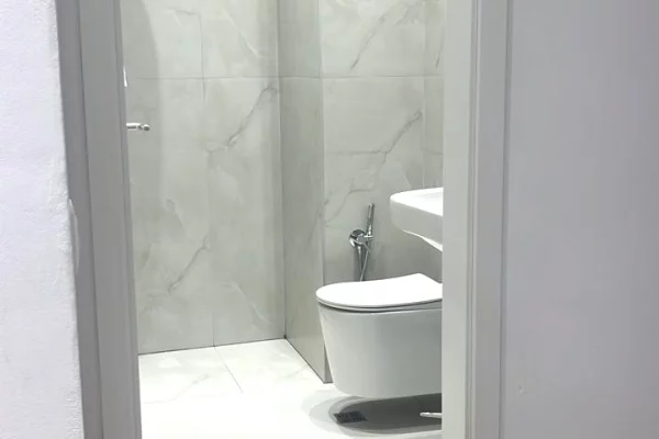 Shtepi me qera Apartament ne Tirane, 1+1, Mobilimi E mobiluar, Pagesa 450  Euro.