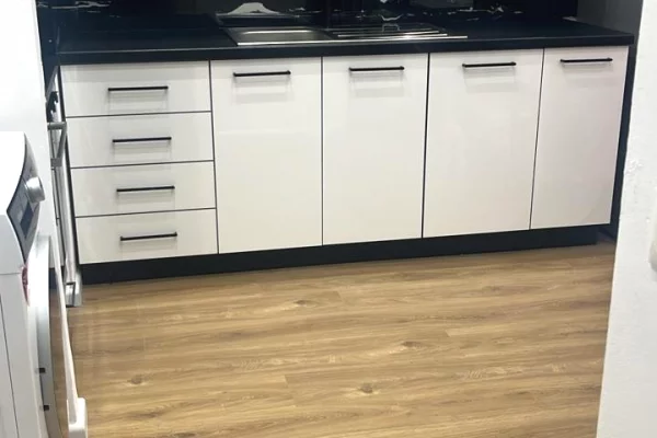 Shtepi me qera Apartament ne Tirane, 1+1, Mobilimi E mobiluar, Pagesa 450  Euro.