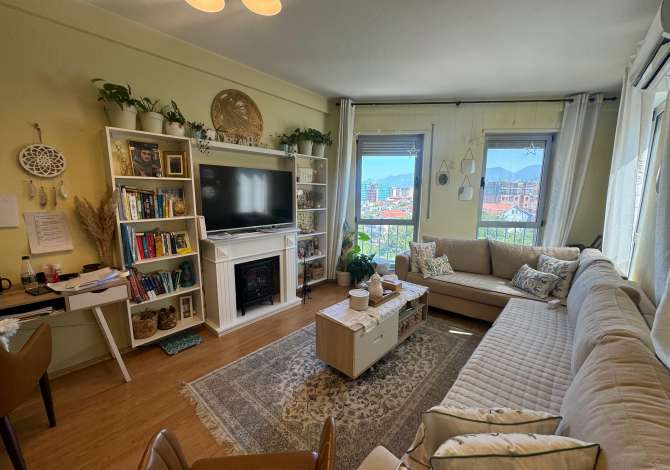 Shitet Apartment 2+1 Perball Delijorgjit 