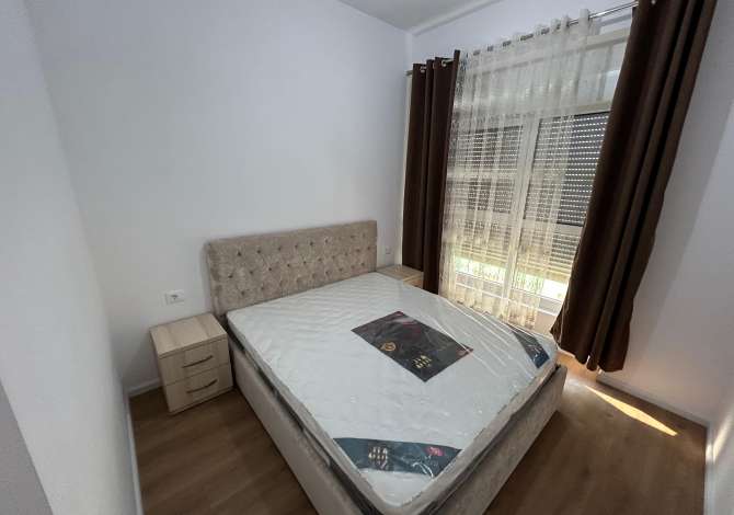 Shtepi me qera Apartament ne Tirane, 2+1, Mobilimi E mobiluar, Pagesa 500  Euro.