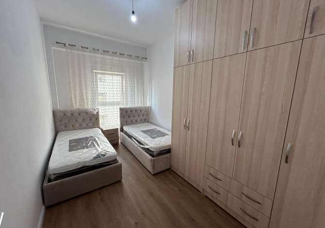 Shtepi me qera Apartament ne Tirane, 2+1, Mobilimi E mobiluar, Pagesa 500  Euro.