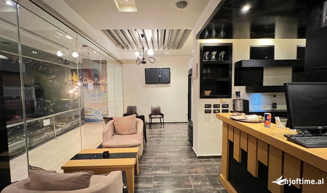 Lokal me Qera prane FSHN