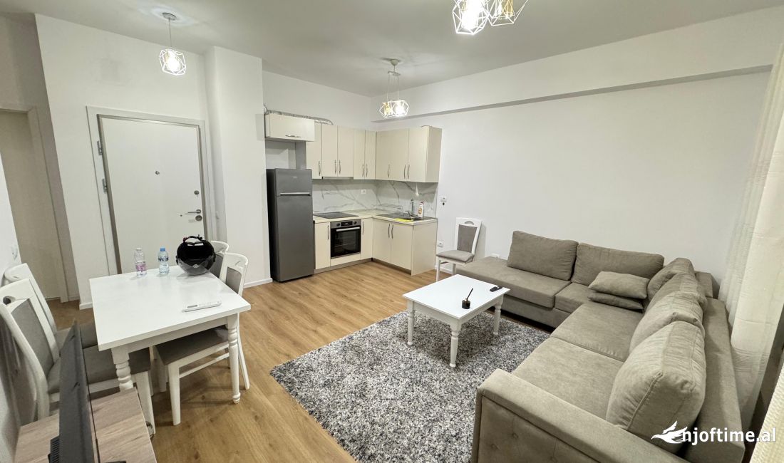 Shtepi me qera Apartament ne Tirane, 1+1, Mobilimi E mobiluar, Pagesa 400  Euro.