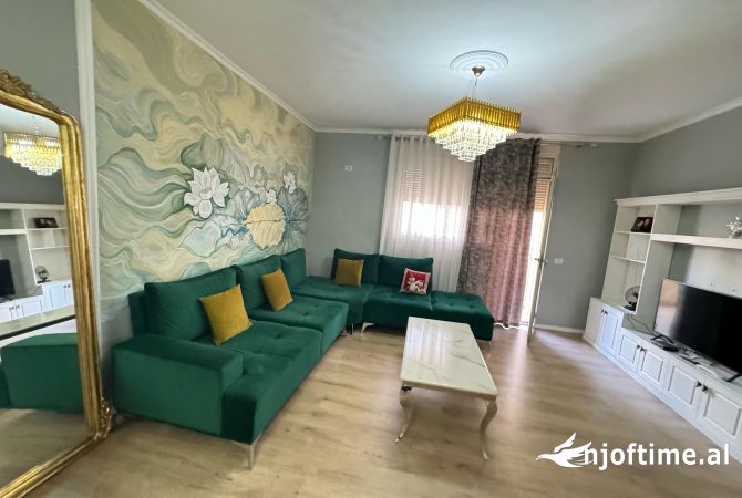 Shtepi me qera Apartament ne Tirane, 1+1, Mobilimi E mobiluar, Pagesa 550  Euro.