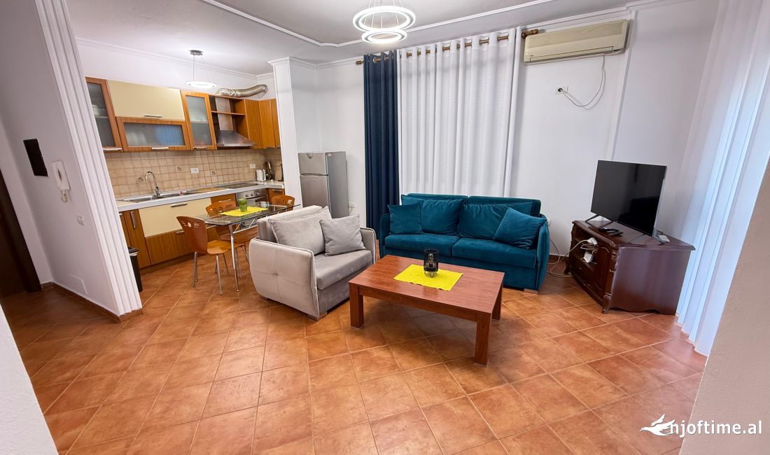 Shtepi me qera Apartament ne Tirane, 1+1, Mobilimi E mobiluar, Pagesa 600  Euro.