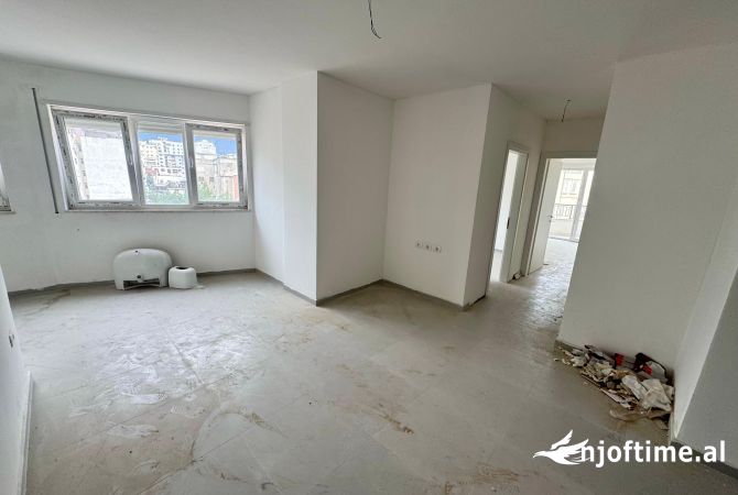 Qera Apartament 2+1 tek Rruga e Durresit