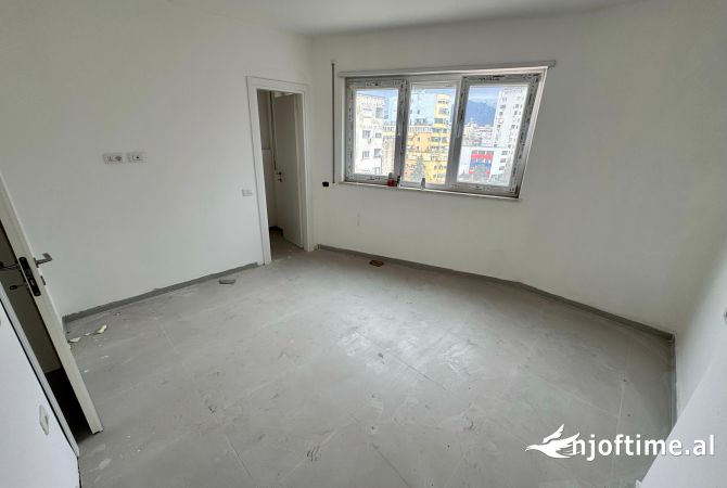Shtepi me qera Apartament ne Tirane, 2+1, Mobilimi Bosh, pa mobiluar, Pagesa 650  Euro.
