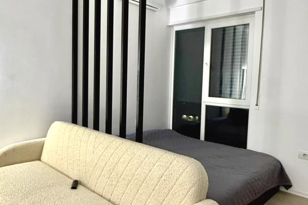 Shtepi me qera Apartament ne Tirane, Garsoniere, Mobilimi E mobiluar, Pagesa 400  Euro.