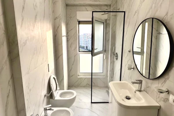 Shtepi me qera Apartament ne Tirane, 1+1, Mobilimi E mobiluar, Pagesa 45,000  Leke.