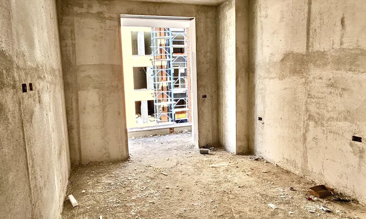 Shtepi me qera Apartament ne Tirane, 2+1, Mobilimi Bosh, pa mobiluar, Pagesa 115,973  Euro.