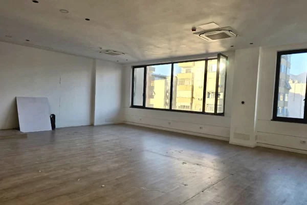 🏢🔥 Zyre me qira – Kompleksi Delijorgji