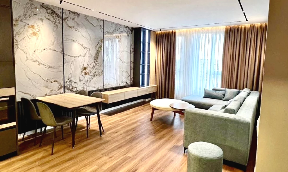 Shtepi ne shitje Apartament ne Tirane, 1+1, Mobilimi E mobiluar, Pagesa 180,000  Euro.