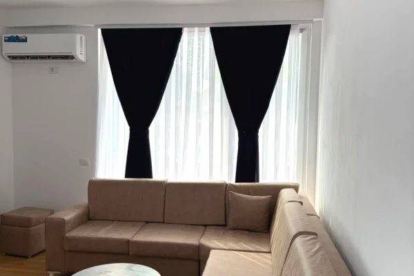 Shtepi me qera 2+1 ne Tirane - 55,000 Leke