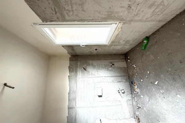 Shtepi ne shitje Apartament ne Tirane, 2+1, Mobilimi Bosh, pa mobiluar, Pagesa 14,158,800  Leke.