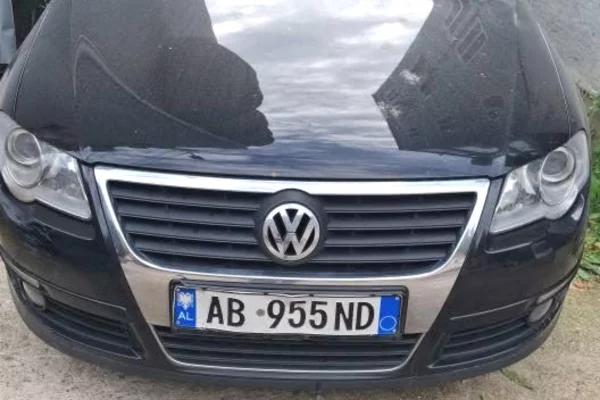 Auto in Vendita a Tirana - 3,700 Euro