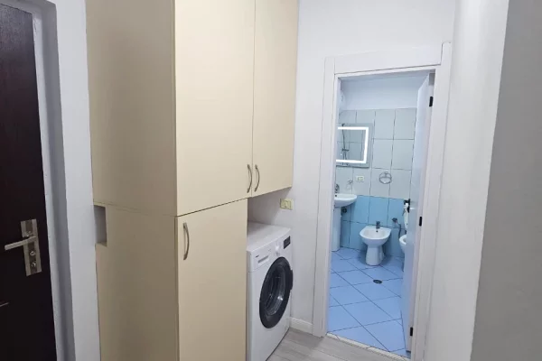 Appartamento in vendita a Tirana 1+1, Arredato