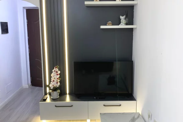 Appartamento in vendita a Tirana 1+1, Arredato