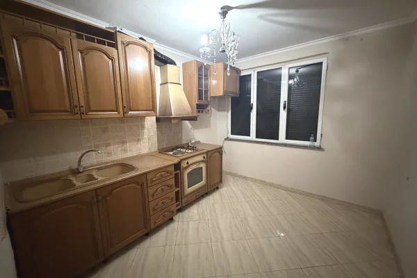 Apartament 3+1 me qera 