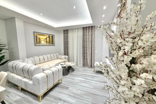 Shtepi me qera Apartament ne Tirane, 2+1, Mobilimi E mobiluar, Pagesa 650  Euro.