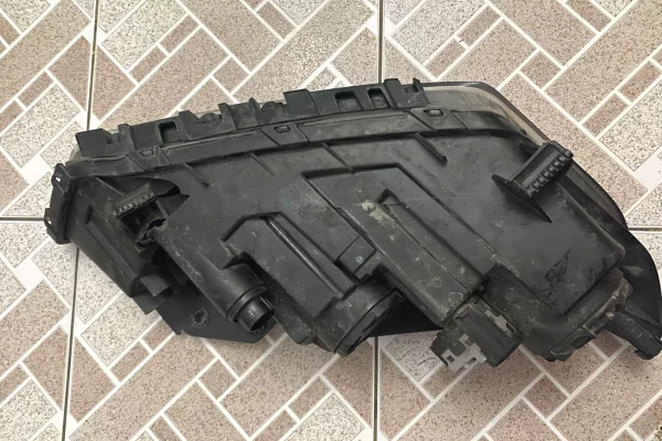 🔵 Shitet fener i majte Hyundai Ioniq 3 Electric 2020 – OKAZION