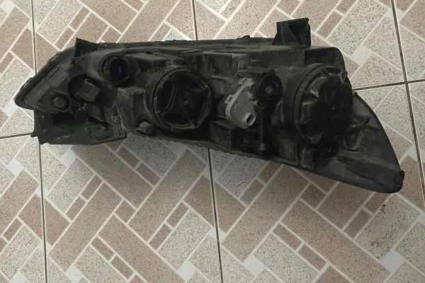 🔵 Shitet fener i majte Hyundai Ioniq 3 Electric 2020 – OKAZION