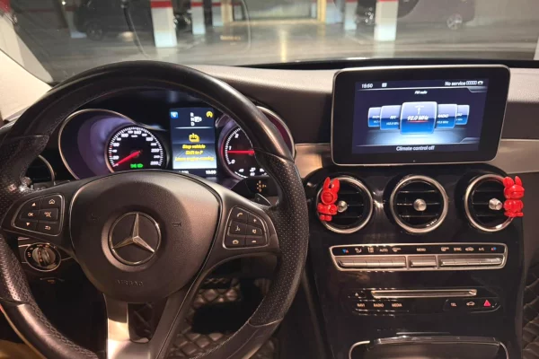 Auto in Vendita a Tirana, Mercedes-Benz, 2015 Diesel,Kambio Automatik Pagamento 17,000  Euro.