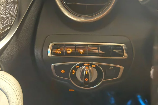 Auto in Vendita a Tirana, Mercedes-Benz, 2015 Diesel,Kambio Automatik Pagamento 17,000  Euro.