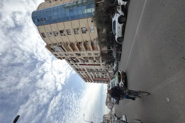 Appartamento in vendita a Tirana 2+1, Arredato