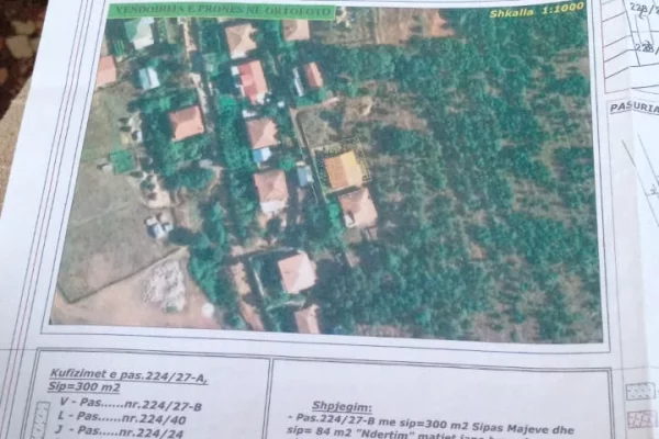 Shtepi ne shitje Shtepi Private ne Pogradec, 1+1, Mobilimi Bosh, pa mobiluar, Pagesa 170,000  Euro.