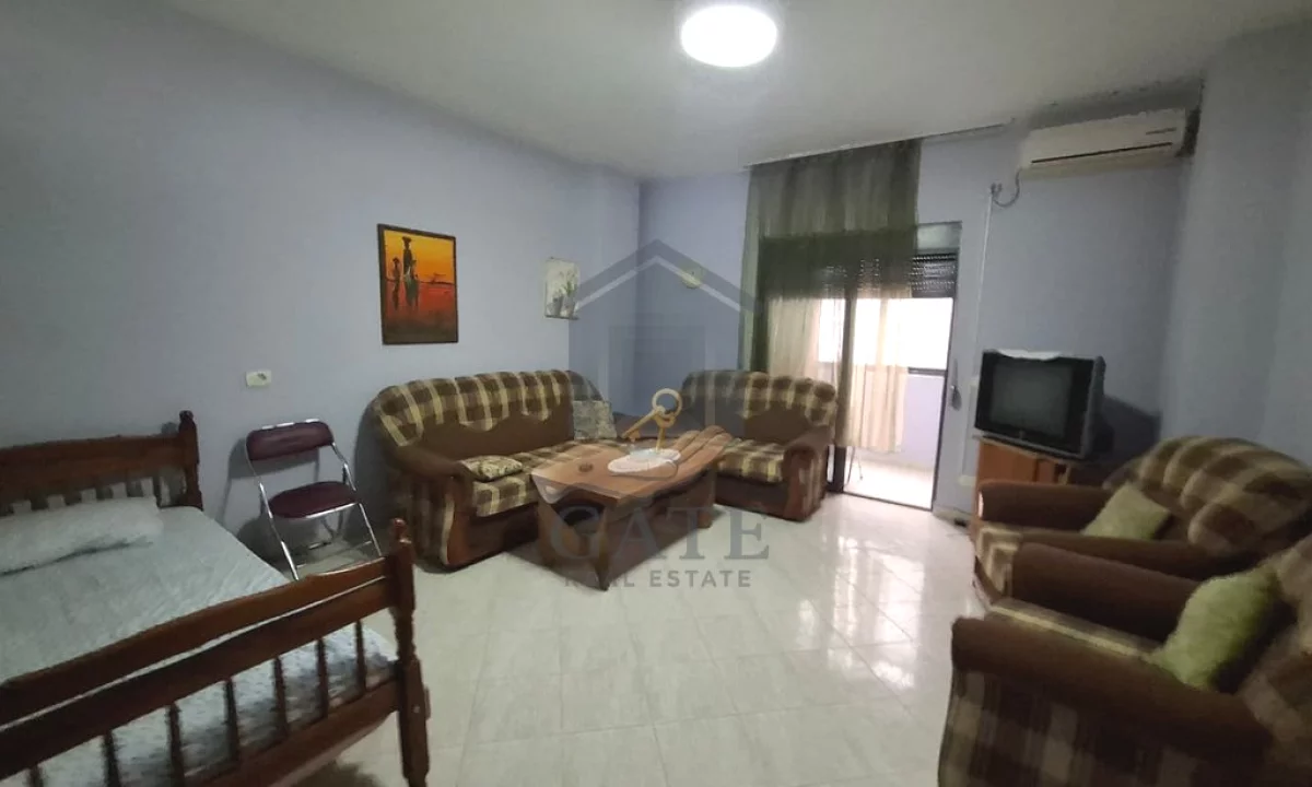 Appartamento in vendita a Durazzo 1+1, Arredato