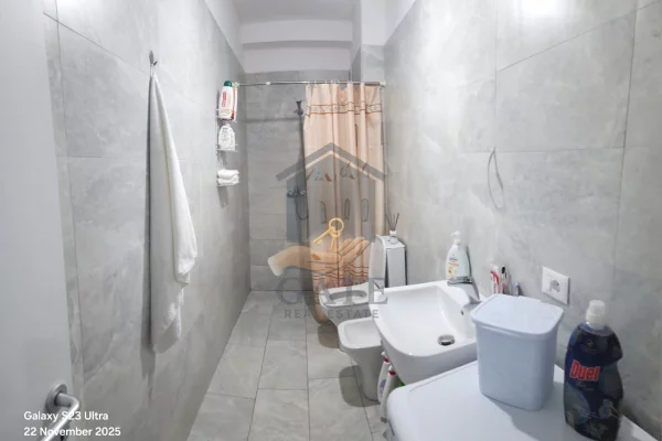 Shtepi me qera Apartament ne Durres, 2+1, Mobilimi E mobiluar, Pagesa 320  Euro.