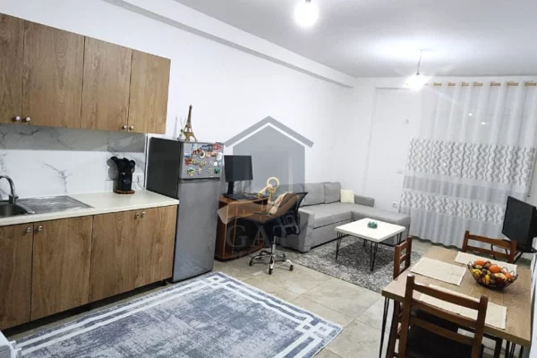 Shtepi me qera Apartament ne Durres, 2+1, Mobilimi E mobiluar, Pagesa 320  Euro.