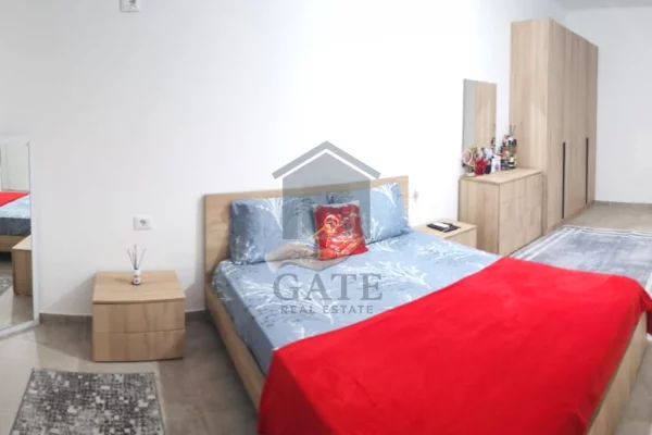 Shtepi me qera Apartament ne Durres, 2+1, Mobilimi E mobiluar, Pagesa 320  Euro.