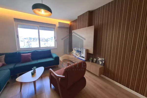 Appartamento in vendita a Durazzo 2+1, Arredato