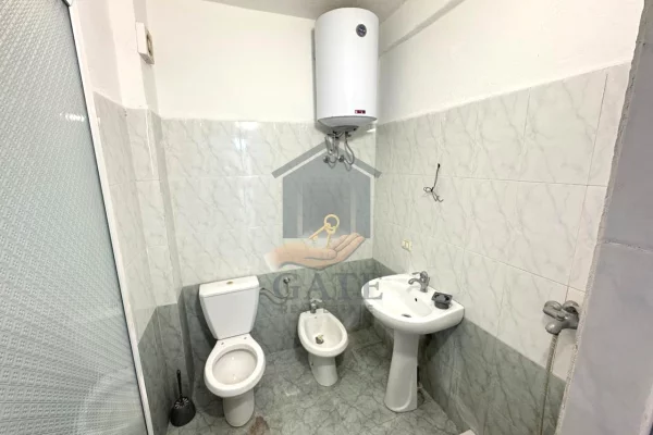 Appartamento in vendita a Durazzo 2+1, Vuoto