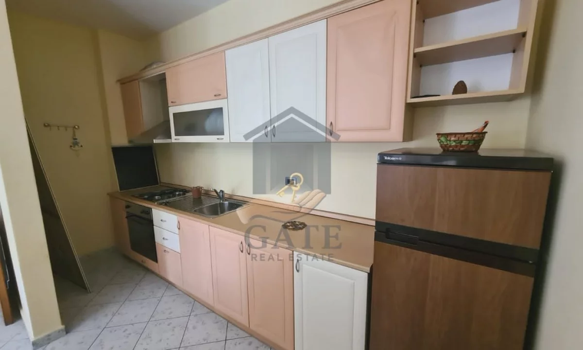 Appartamento in vendita a Durazzo 2+1, Arredato