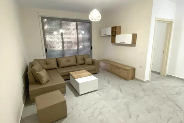 Shtepi me qera Apartament ne Durres, 2+1, Mobilimi E mobiluar, Pagesa 40,000  Leke.