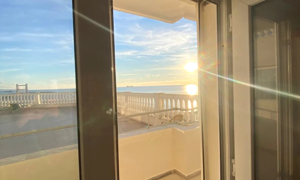 Appartamento in vendita a Durazzo 1+1, Arredato