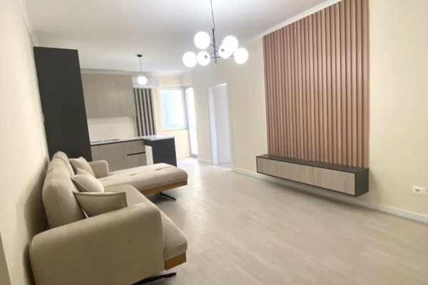 Appartamento in vendita a Durazzo 1+1, Arredato