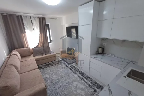 Shtepi me qera Apartament ne Durres, 2+1, Mobilimi E mobiluar, Pagesa 300  Euro.