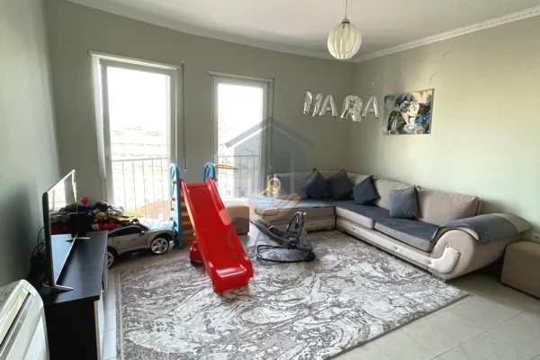 Appartamento in vendita a Durazzo 2+1, Arredato