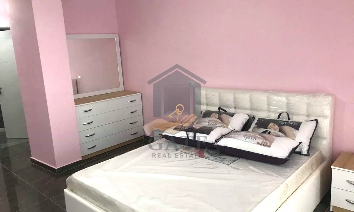 Appartamento in vendita a Durazzo 2+1, Arredato